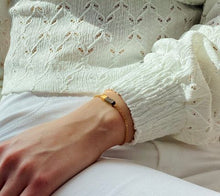 Charger l'image dans la galerie, bracelet beya bois de bocote et plaqué or